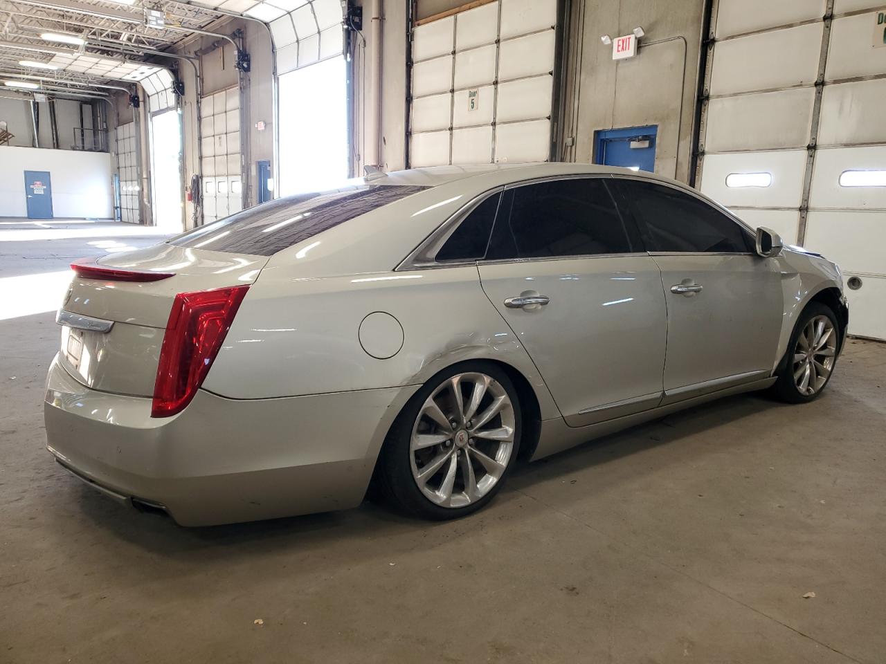 Image 3 of 2013 CADILLAC XTS PREMIUM COLLECTION 2013 with VIN 2G61T5S35D9155285