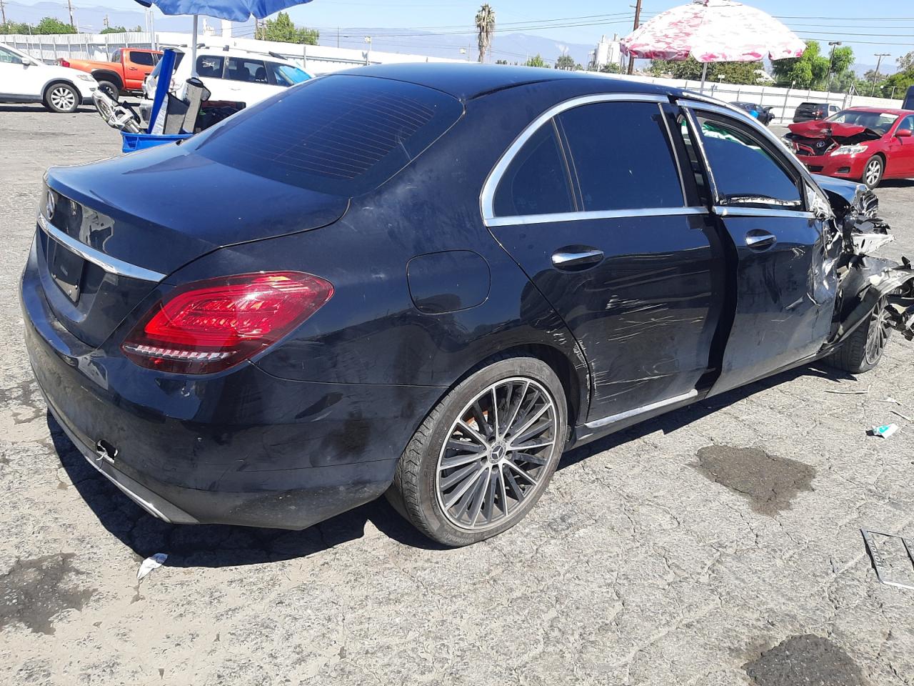 Изображение 3 2020 MERCEDES-BENZ C 300 2020 с VIN W1KWF8DB1LR580044