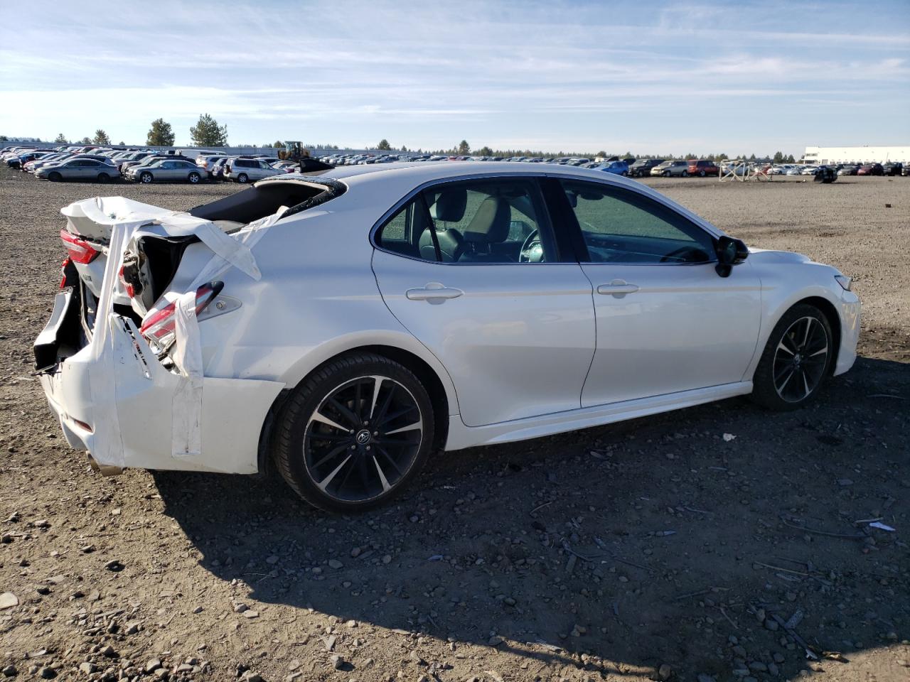 Изображение 3 2018 TOYOTA CAMRY XSE 2018 с VIN 4T1B61HK0JU678398