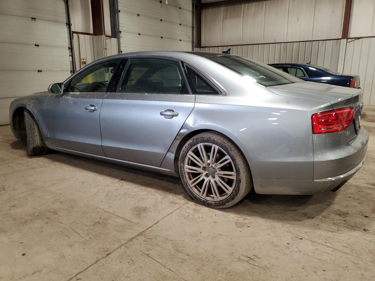 Изображение 2 2013 AUDI A8 L QUATTRO 2013 с VIN WAURGAFD6DN017281