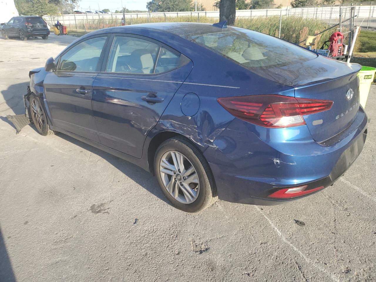 Image 2 of 2019 HYUNDAI ELANTRA SEL 2019 with VIN 5NPD84LF3KH418608