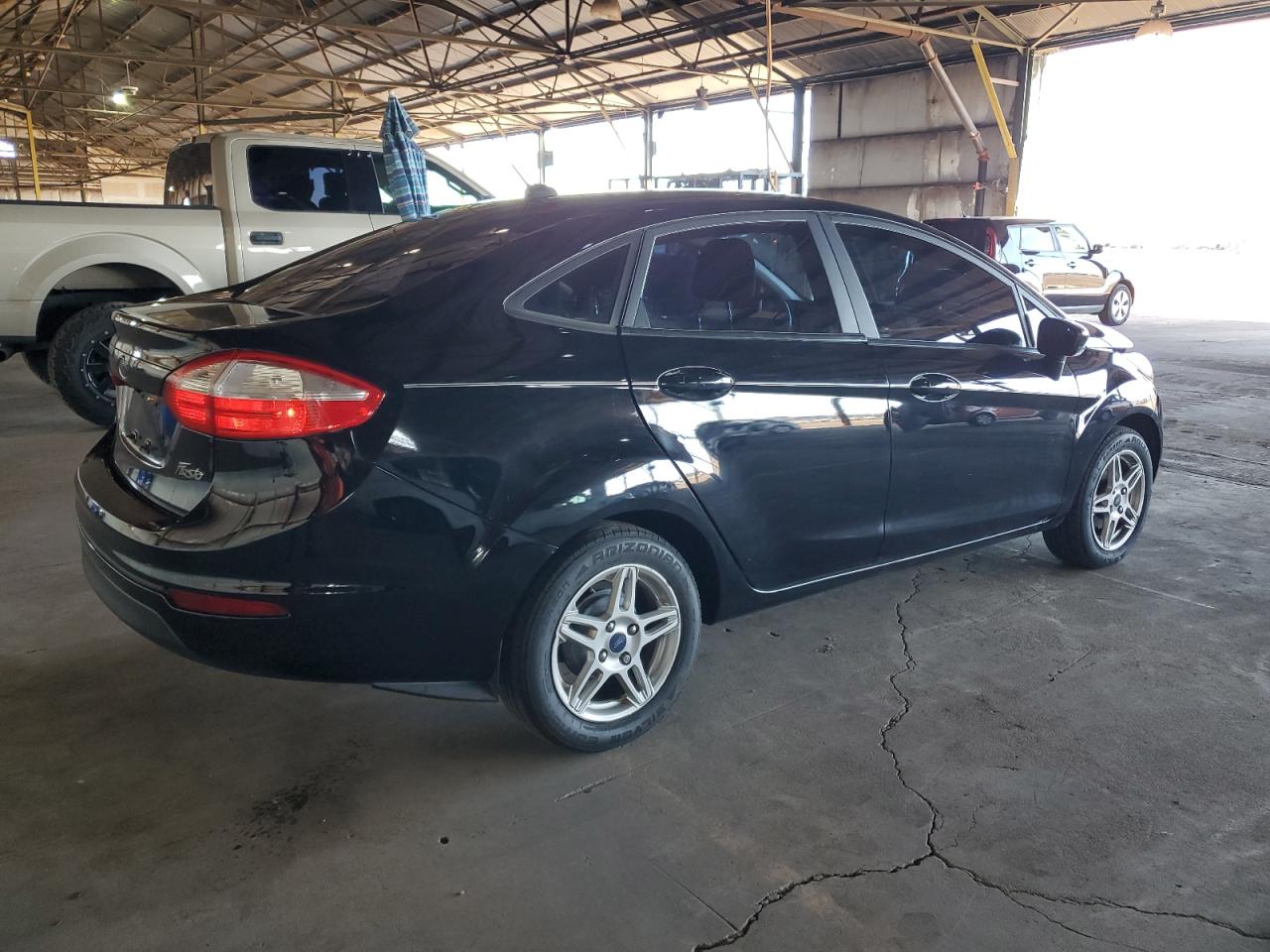 Image 3 of 2018 FORD FIESTA SE 2018 with VIN 3FADP4BJ5JM104546