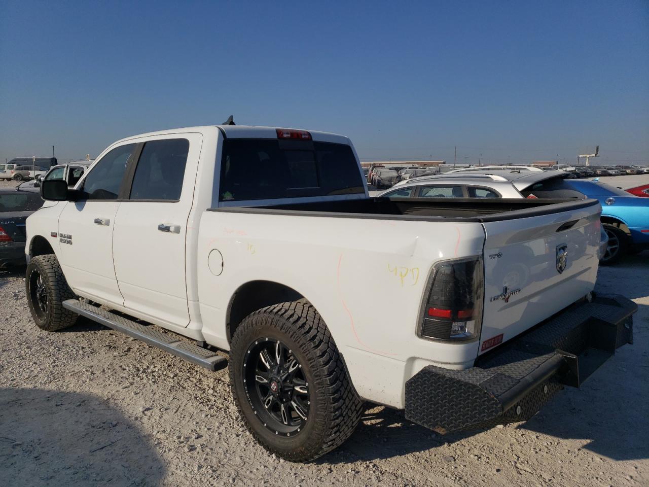 Изображение 2 2015 RAM 1500 SLT 2015 с VIN 1C6RR6LTXFS541390