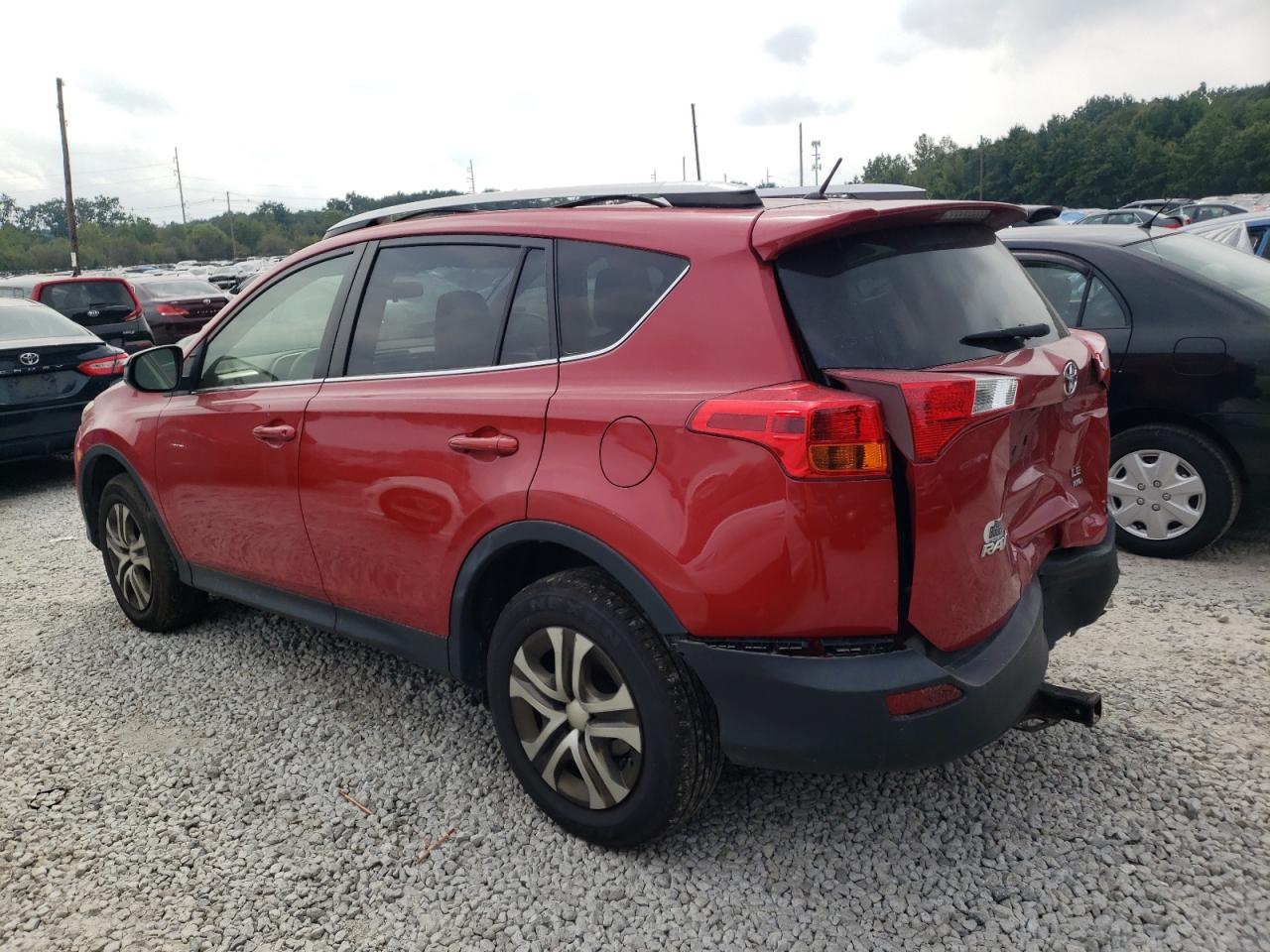 Image 2 of 2015 TOYOTA RAV4 LE 2015 with VIN JTMBFREV0FD121421