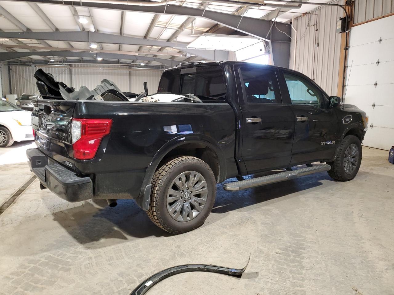 Изображение 3 2017 NISSAN TITAN SV 2017 с VIN 1N6AA1E56HN572455