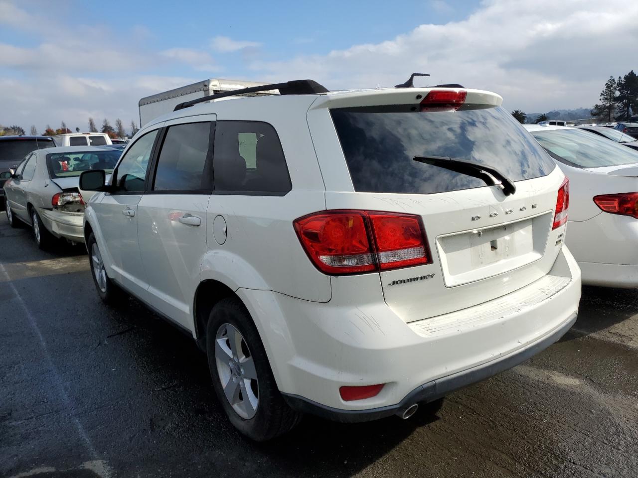 Image 2 of 2012 DODGE JOURNEY SXT 2012 with VIN 3C4PDCBGXCT387632
