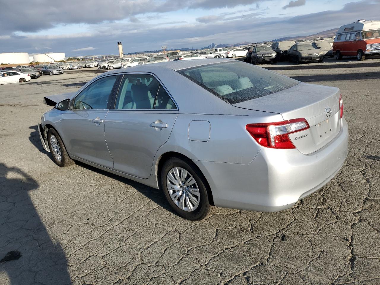 Изображение 2 2014 TOYOTA CAMRY L 2014 с VIN 4T1BF1FK2EU797451