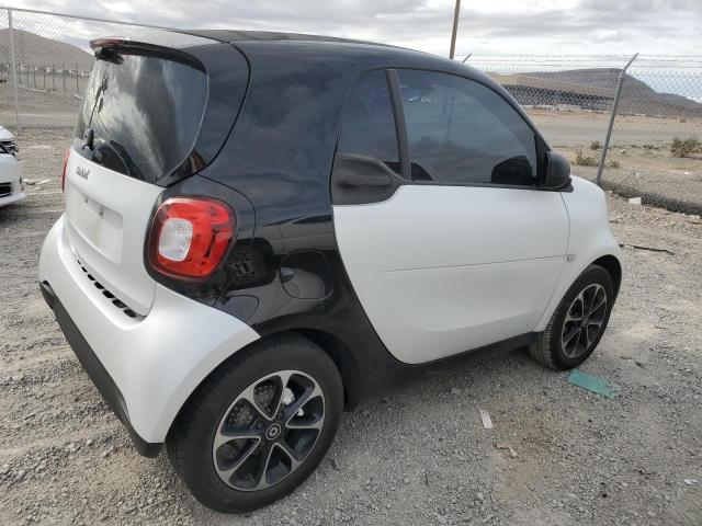 Изображение 3 2017 SMART FORTWO  2017 с VIN WMEFJ5DAXHK170889