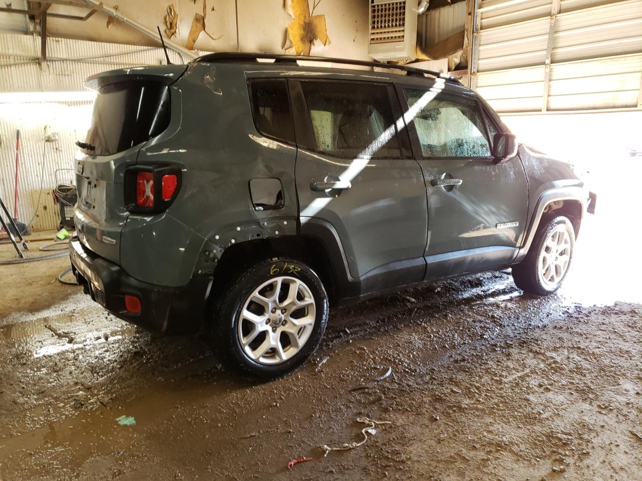 Image 3 of 2018 JEEP RENEGADE LATITUDE 2018 with VIN ZACCJBBB9JPH15603
