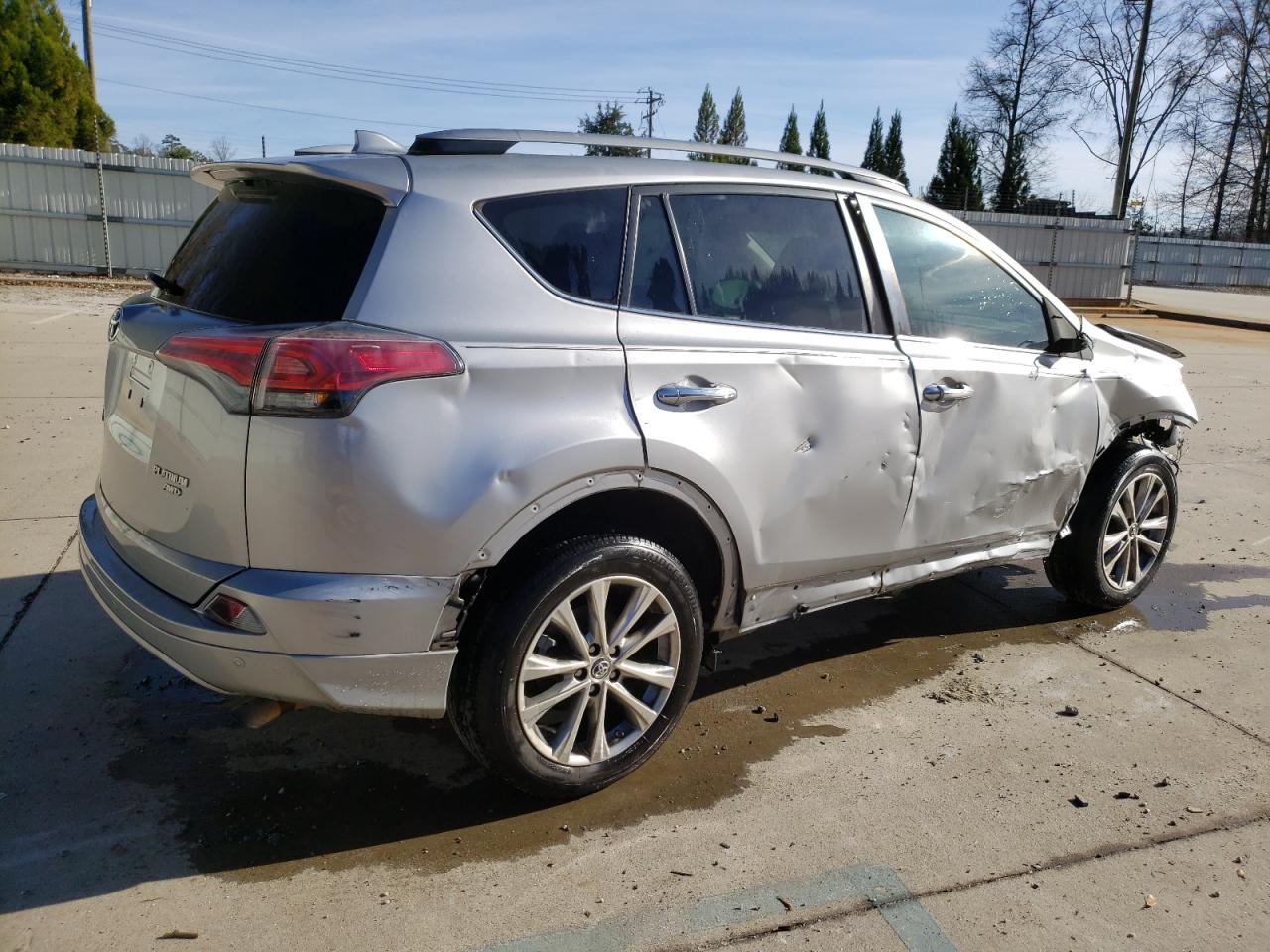 Obraz 3 z 2017 TOYOTA RAV4 LIMITED 2017 z VIN 2T3DFREV9HW564245