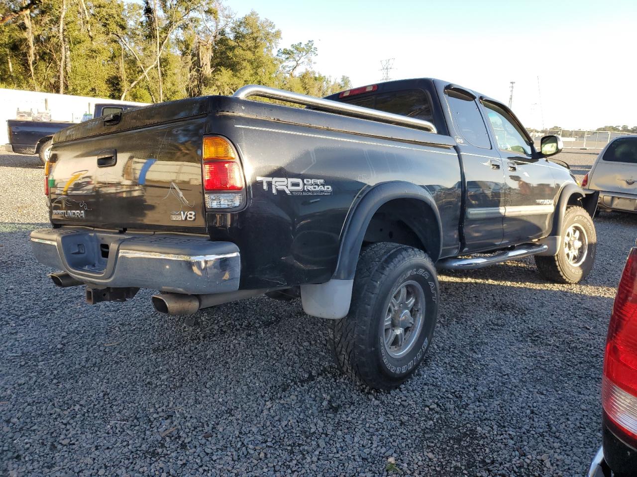 Image 3 of 2003 TOYOTA TUNDRA ACCESS CAB SR5 2003 with VIN 5TBRT34153S377047