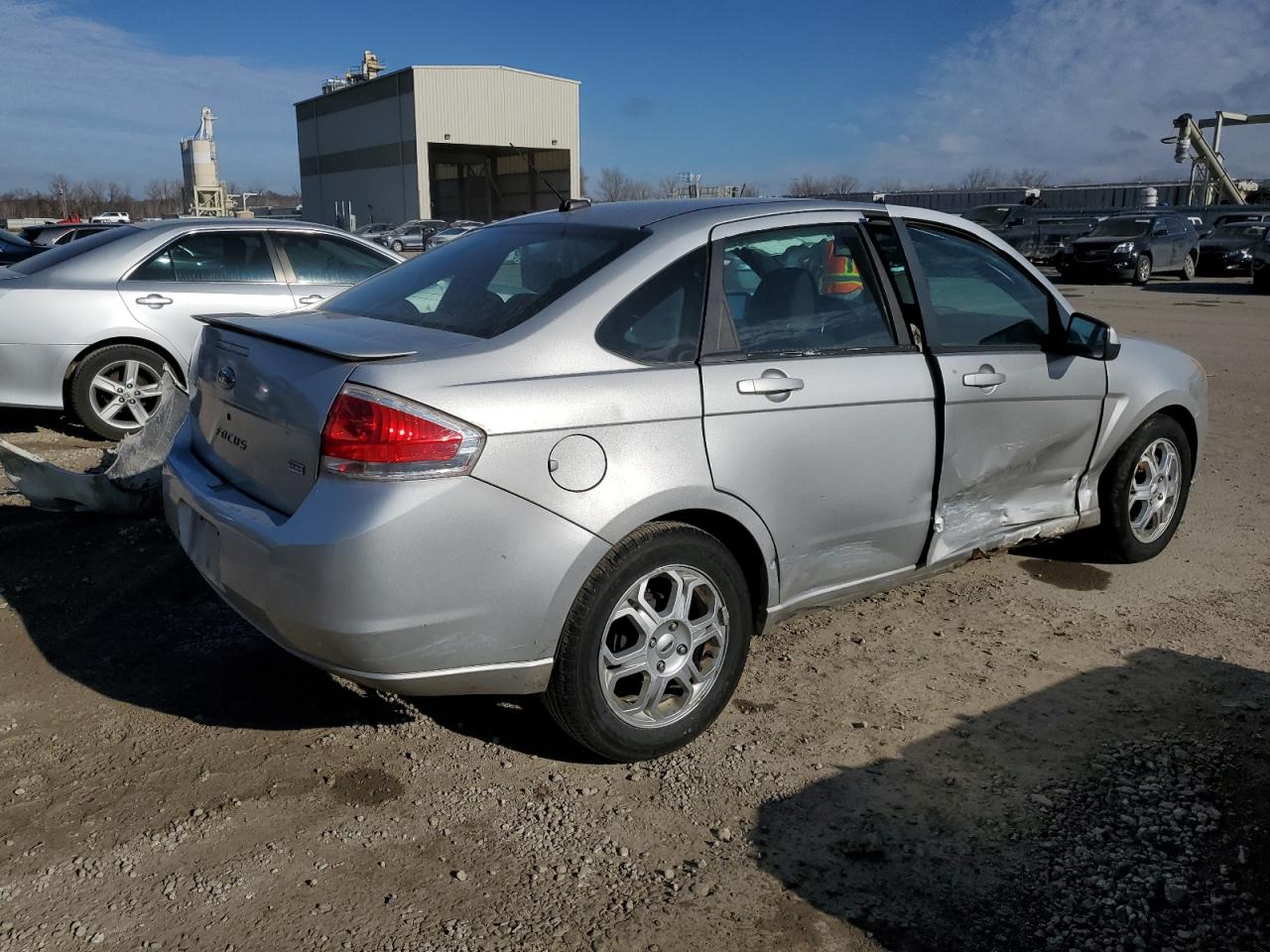 Image 3 of 2009 FORD FOCUS SES 2009 with VIN 1FAHP36NX9W142441