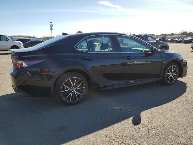 Obraz 3 z 2022 TOYOTA CAMRY SE 2022 z VIN 4T1G11BKXNU067698