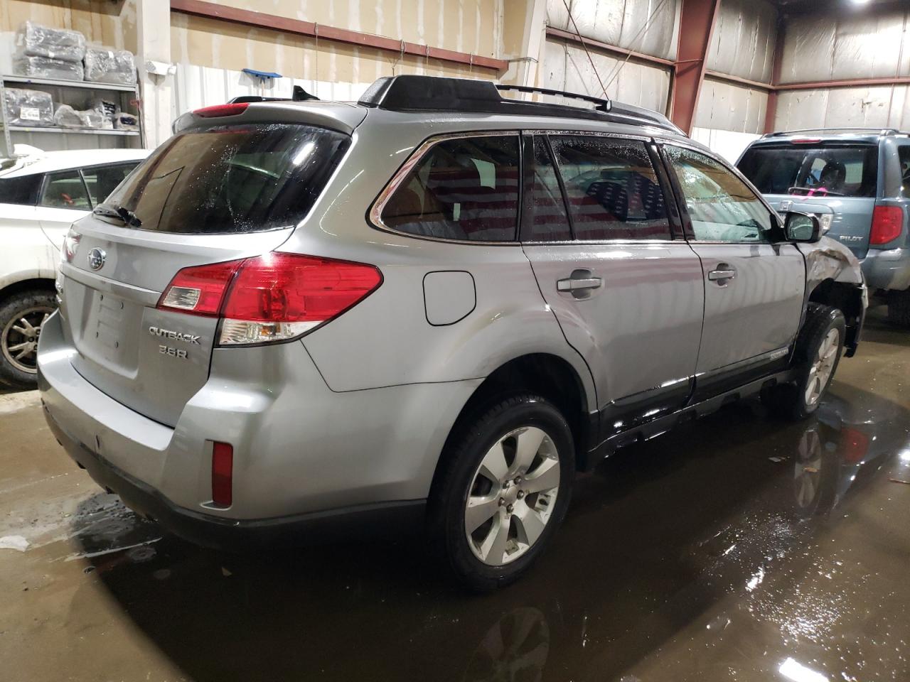 Image 3 of 2011 SUBARU OUTBACK 3.6R LIMITED 2011 with VIN 4S4BREJC9B2351304