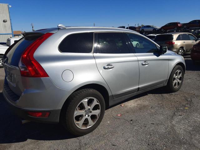 Obraz 3 z 2013 VOLVO XC60 3.2 2013 z VIN YV4940DL1D2371241