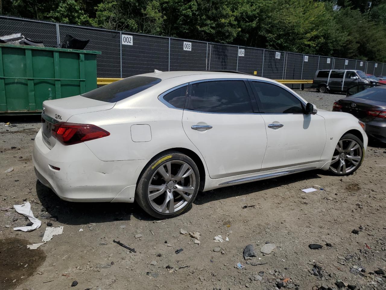 Obraz 3 z 2015 INFINITI Q70L 3.7 2015 z VIN JN1BY1PP0FM602167