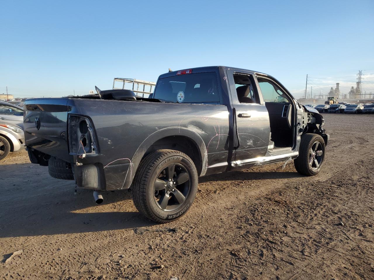 Изображение 3 2020 RAM 1500 CLASSIC WARLOCK 2020 с VIN 1C6RR6GG0LS105334