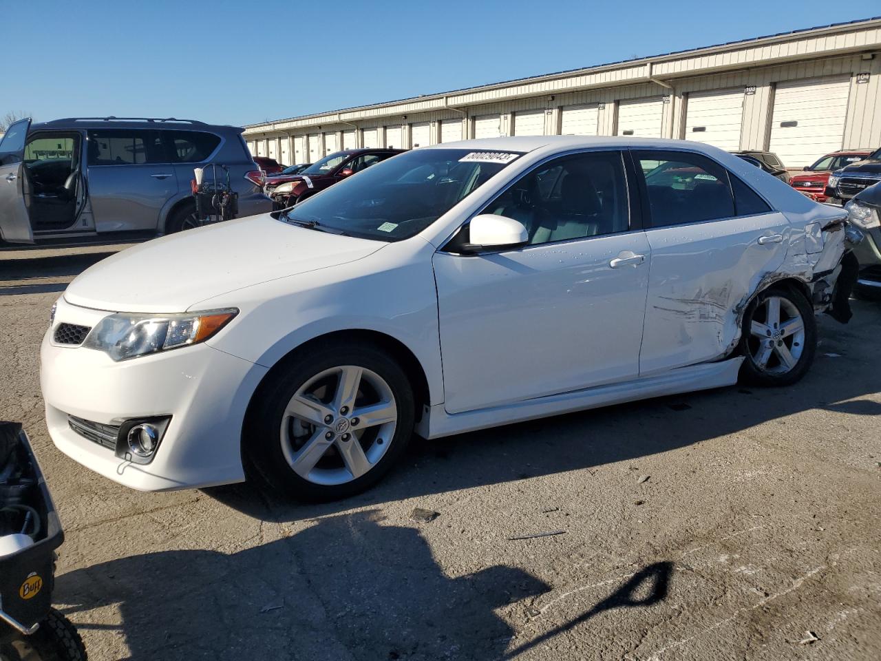 Obraz 1 z 2014 TOYOTA CAMRY L 2014 z VIN 4T1BF1FK9EU326896