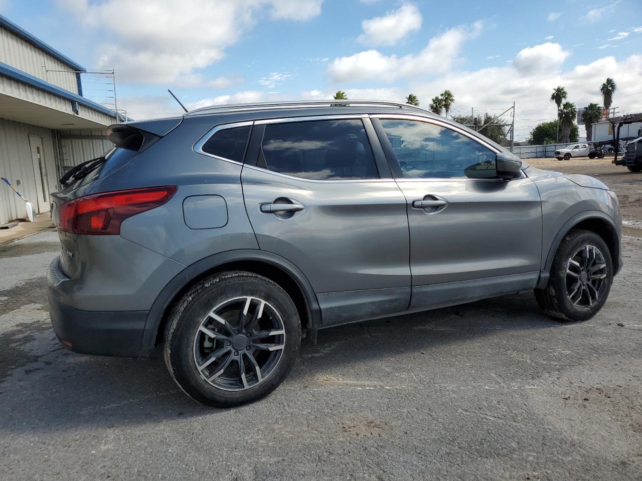 Изображение 3 2018 NISSAN ROGUE SPORT S 2018 с VIN JN1BJ1CP5JW194160