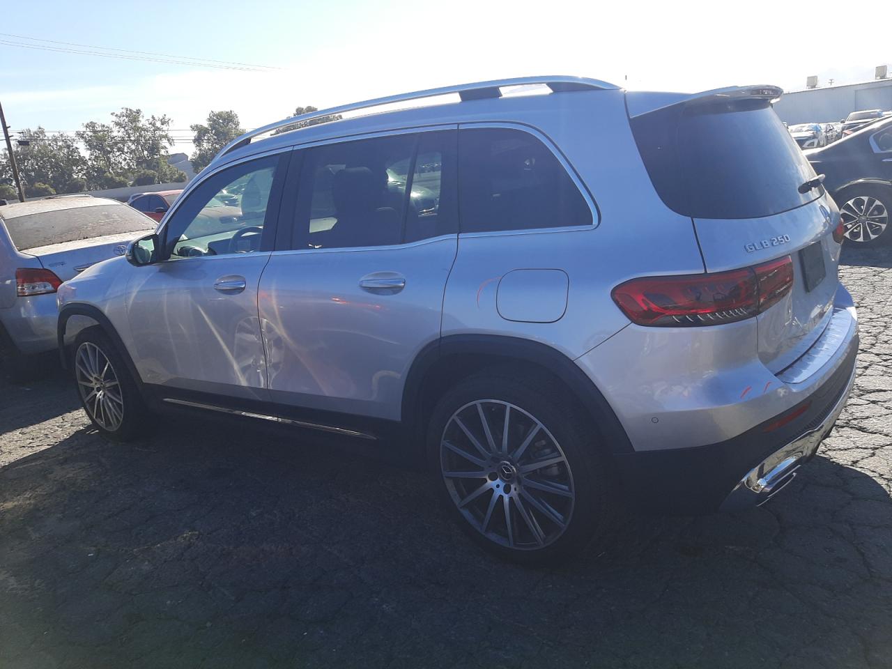Изображение 2 2020 MERCEDES-BENZ GLB 250 2020 с VIN W1N4M4GB9LW067338