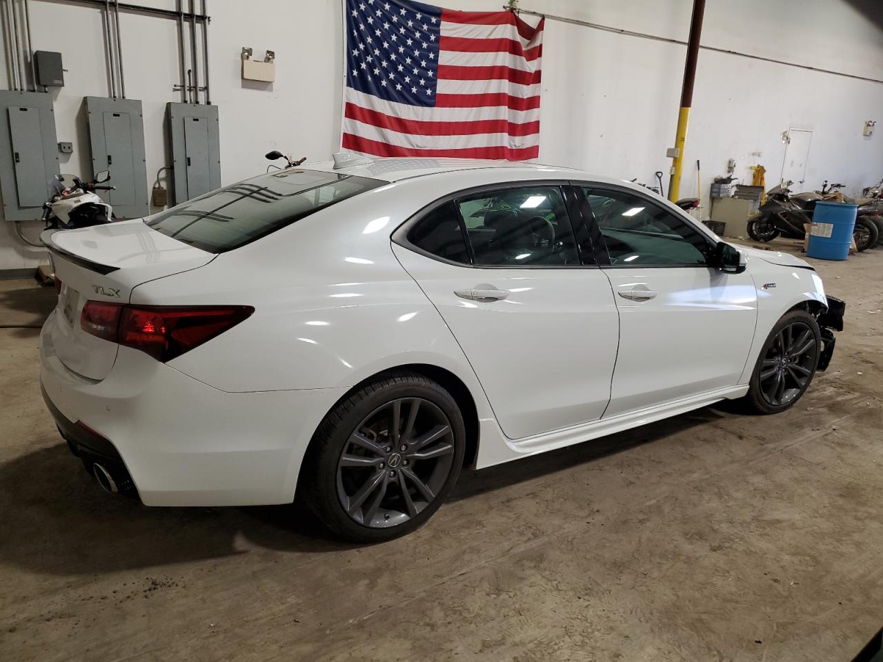 Image 3 of 2019 ACURA TLX TECHNOLOGY 2019 with VIN 19UUB2F62KA002446