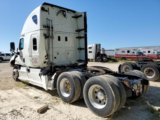Image 3 of 2016 FREIGHTLINER CASCADIA 125  2016 with VIN 3AKJGLDR5GSGZ3165