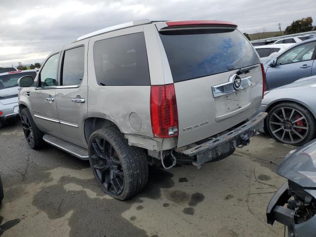 Image 2 of 2007 CADILLAC ESCALADE LUXURY 2007 with VIN 1GYFK63877R200074