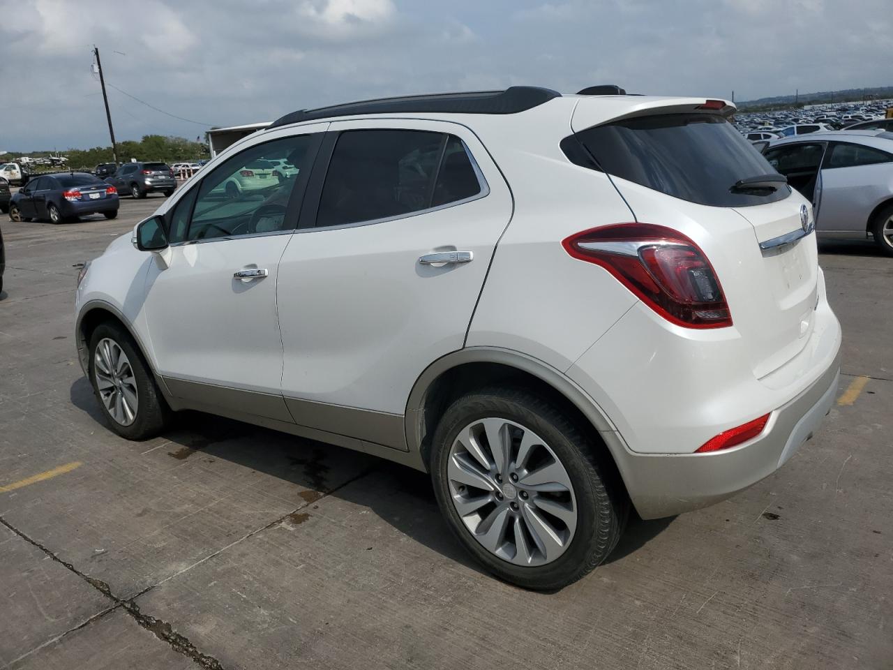 Изображение 2 Buick Encore Preferred 2019 с VIN KL4CJASB8KB707072