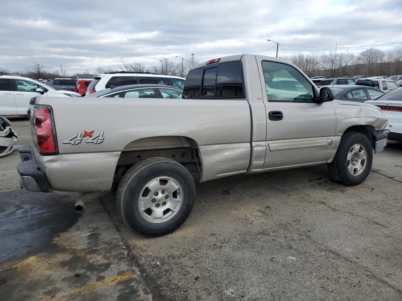 Image 3 of 2005 CHEVROLET SILVERADO K1500 2005 with VIN 1GCEK14T95Z115323