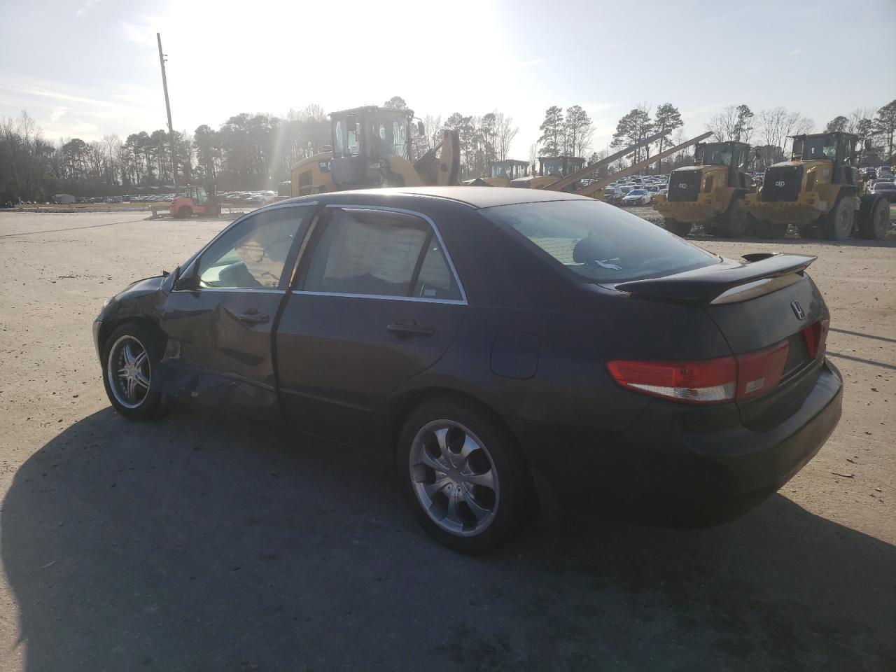 Image 2 of 2005 HONDA ACCORD LX 2005 with VIN 1HGCM56445A162046