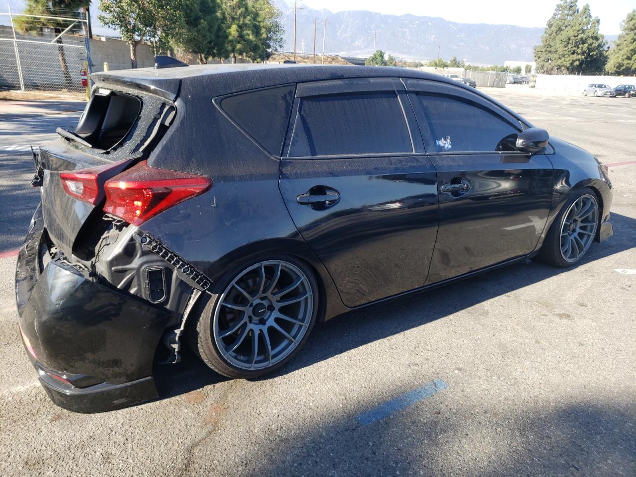 Image 3 of 2016 TOYOTA SCION IM  2016 with VIN JTNKARJE3GJ517278