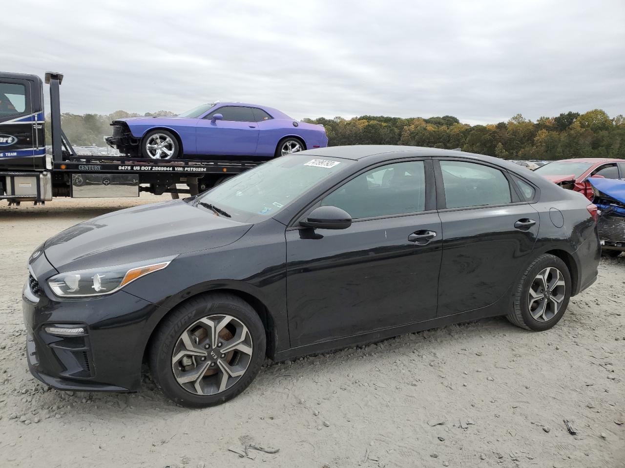 Obraz 1 z 2019 KIA FORTE FE 2019 z VIN 3KPF24AD6KE115810