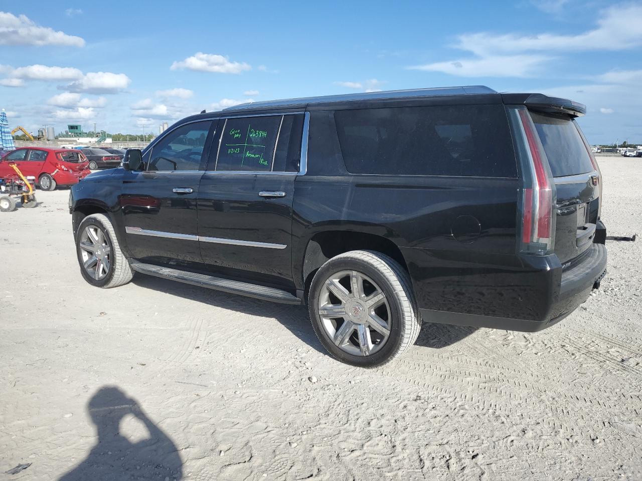 Изображение 2 2019 CADILLAC ESCALADE ESV PREMIUM LUXURY 2019 с VIN 1GYS4JKJ7KR226277