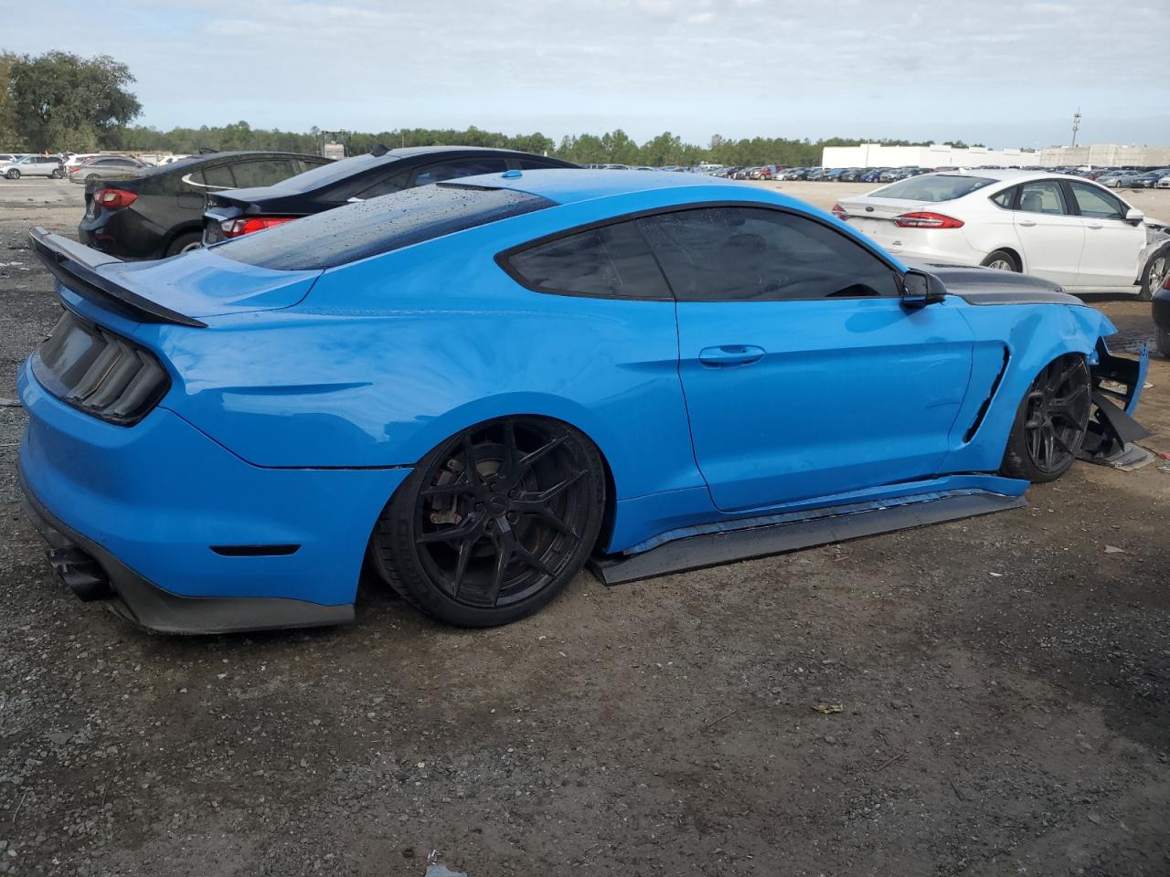 Image 3 of 2017 FORD MUSTANG GT 2017 with VIN 1FA6P8CF0H5254042