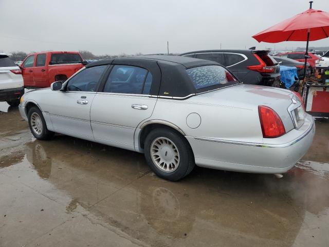 Image 2 of 2001 LINCOLN TOWN CAR CARTIER 2001 with VIN 1LNHM83WX1Y621430