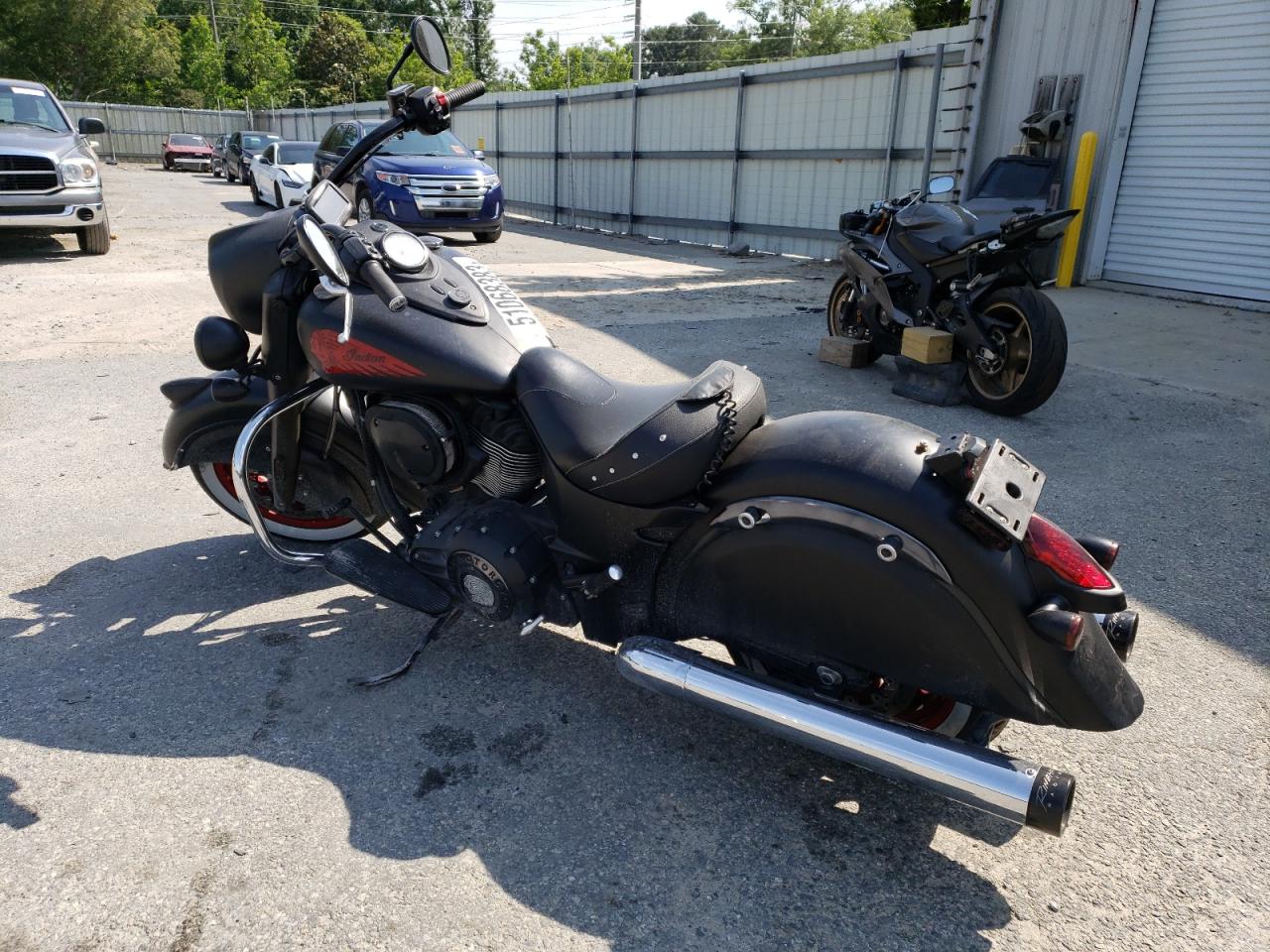 Image 3 of 2017 INDIAN MOTORCYCLE CO. CHIEF DARK HORSE 2017 with VIN 56KCCDAA4H3356149