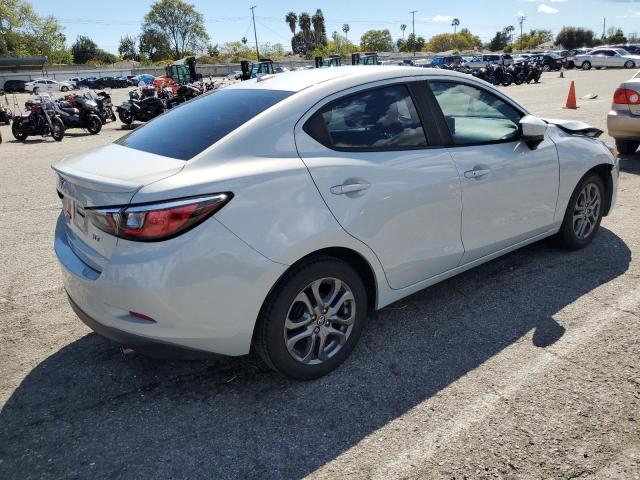 Image 3 of 2019 TOYOTA YARIS L 2019 with VIN 3MYDLBYV5KY503621