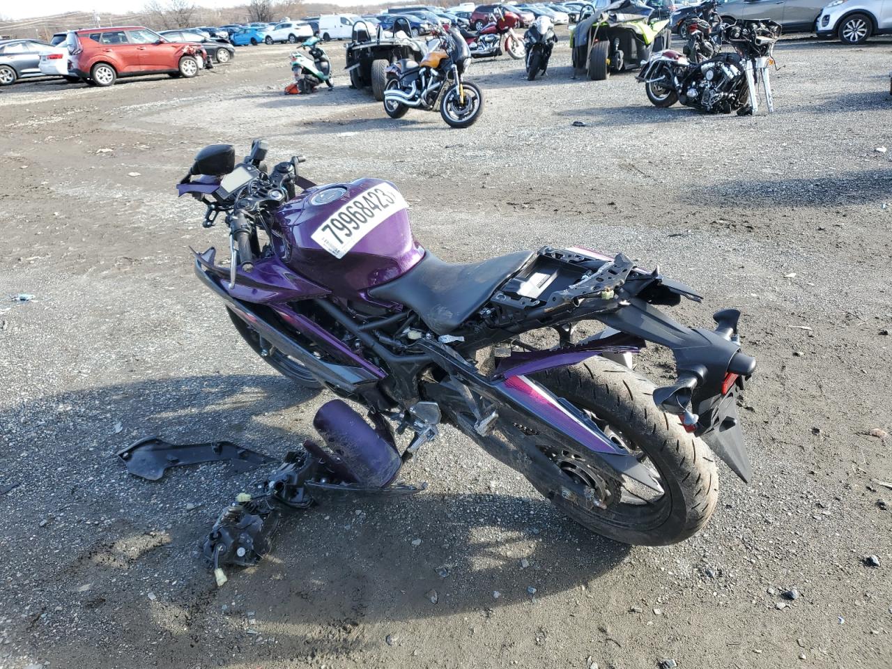 Obraz 3 z 2023 YAMAHA YZFR3 A 2023 z VIN MH3RH18YXPK009899