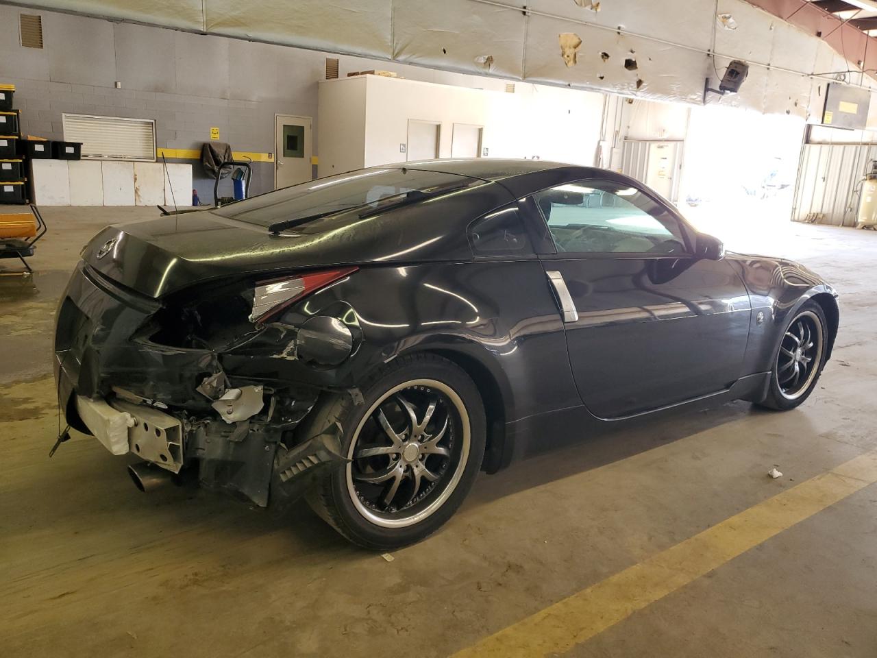 Image 3 of 2005 NISSAN 350Z COUPE 2005 with VIN JN1AZ34D75M608030