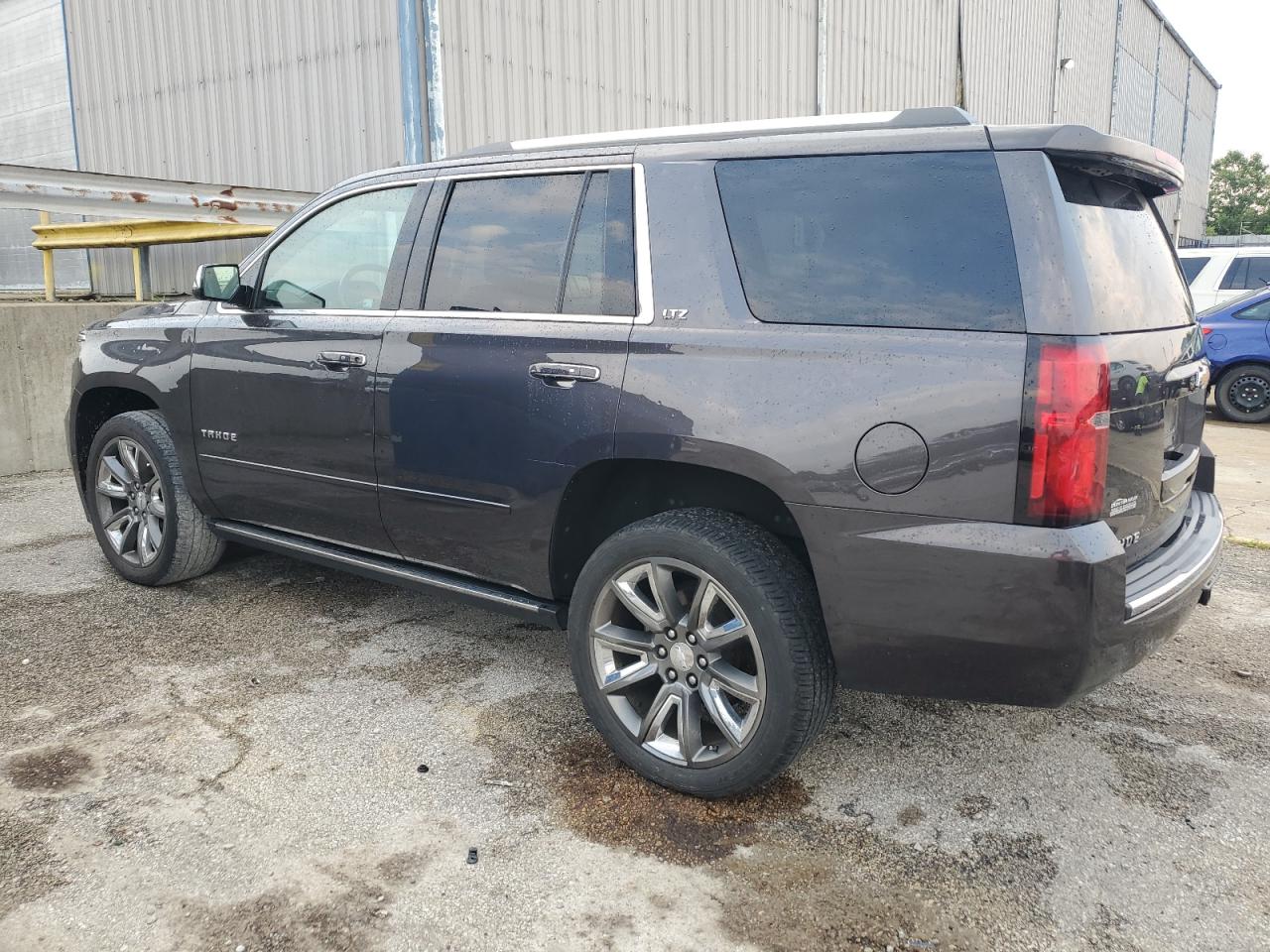 Image 2 of 2015 CHEVROLET TAHOE K1500 LTZ 2015 with VIN 1GNSKCKC6FR629592