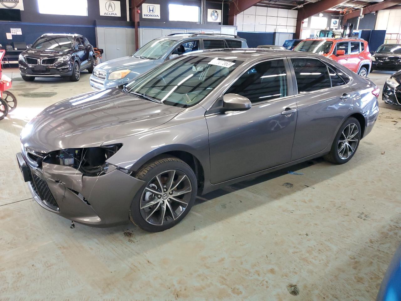 2015 TOYOTA CAMRY LE 2015 image