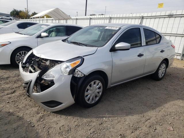 Obraz 1 z 2019 NISSAN VERSA S 2019 z VIN 3N1CN7AP8KL814179