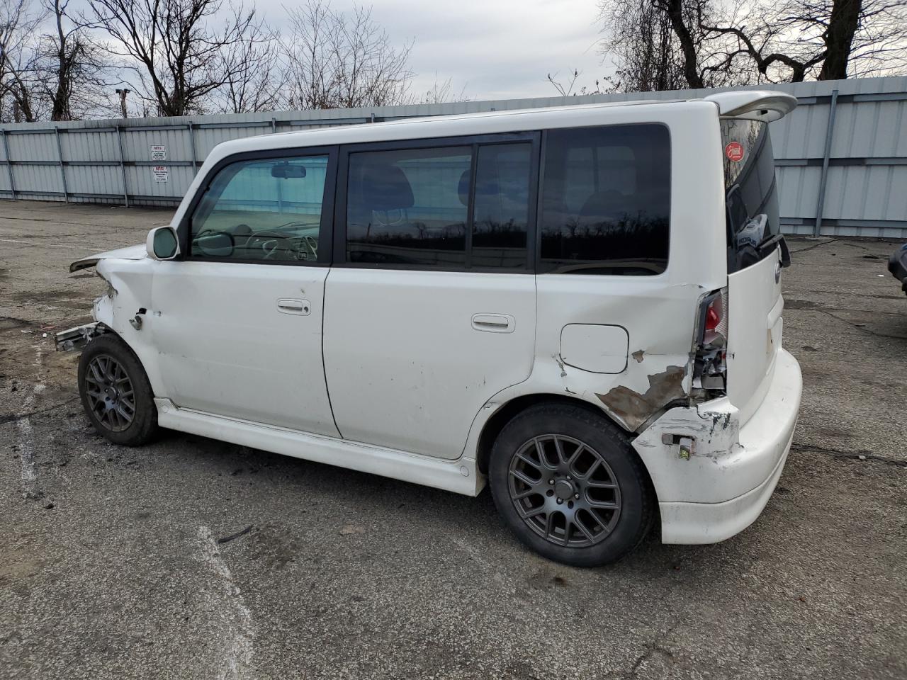 Obraz 2 z 2006 TOYOTA SCION XB 2006 z VIN JTLKT324X64096226