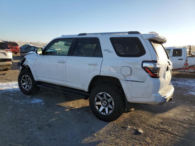 Изображение 2 2017 TOYOTA 4RUNNER SR5/SR5 PREMIUM 2017 с VIN JTEBU5JR3H5473781