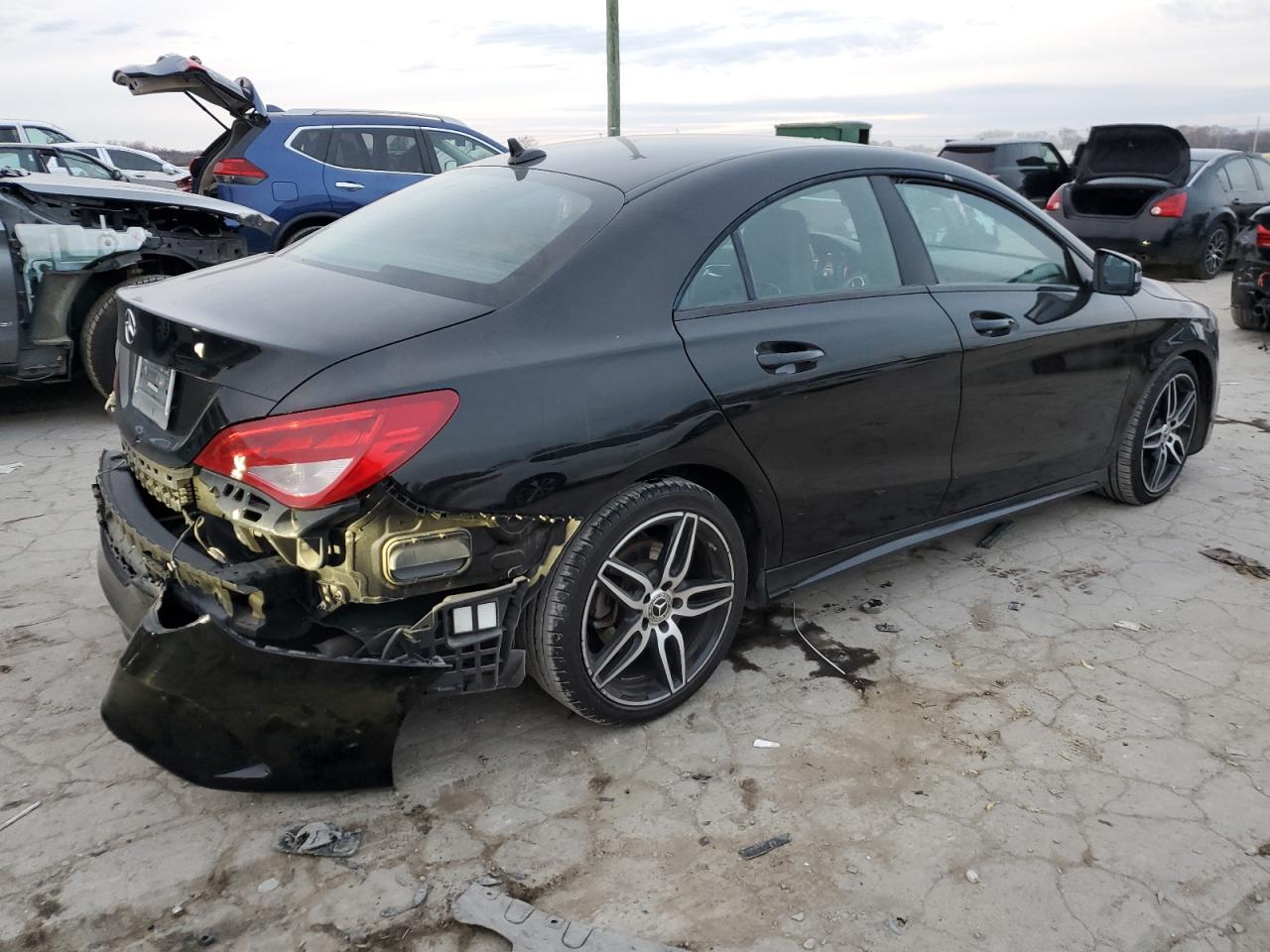Image 3 of 2018 MERCEDES-BENZ CLA 250 2018 with VIN WDDSJ4EB6JN695960