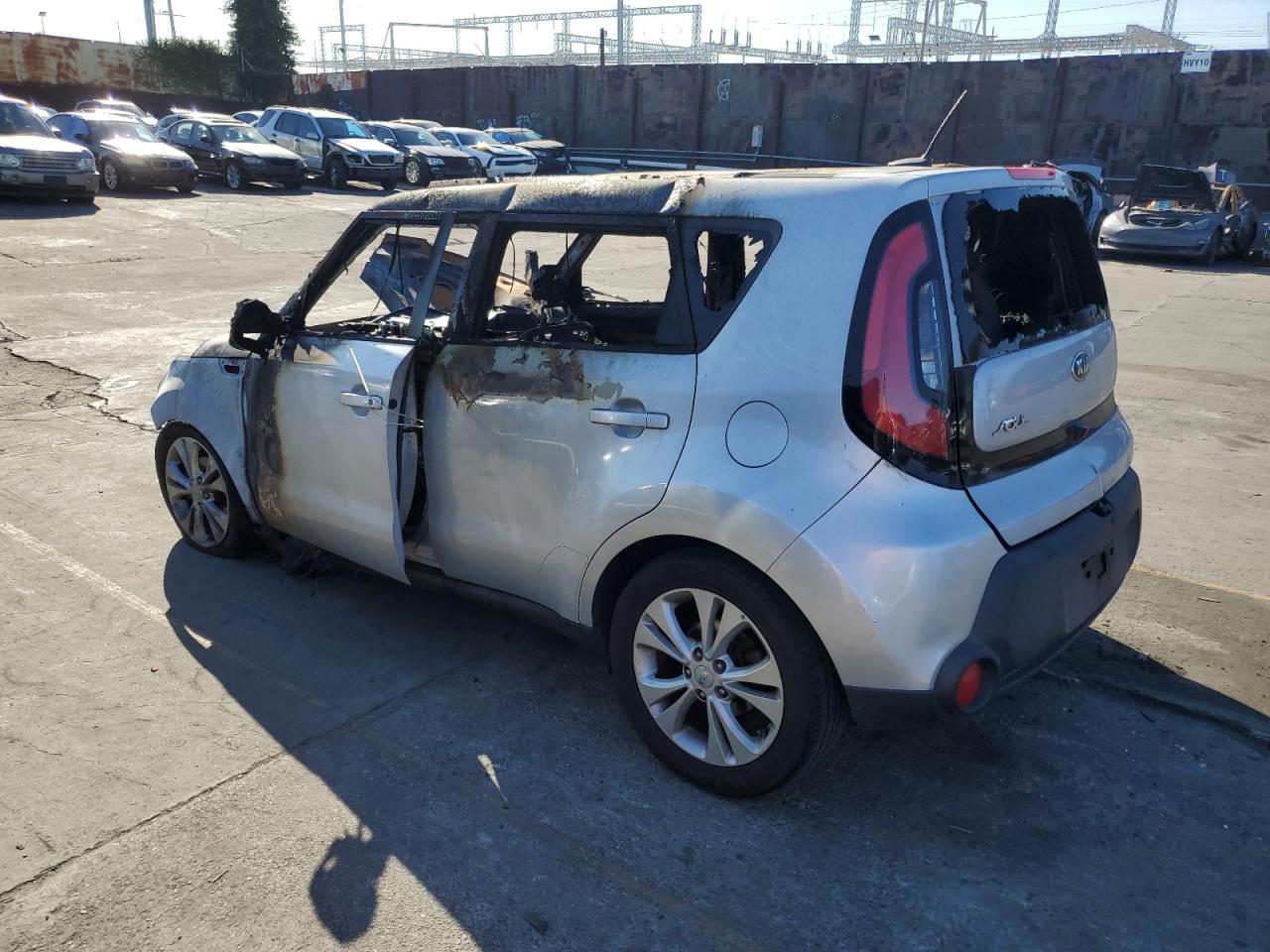 Image 2 of 2015 KIA SOUL + 2015 with VIN KNDJP3A56F7812009