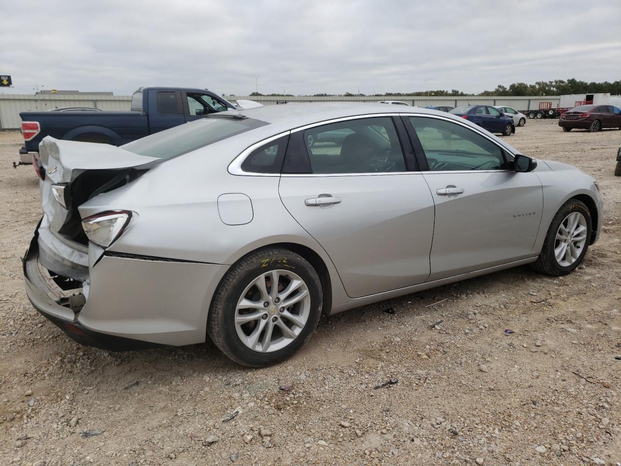 Изображение 3 2018 CHEVROLET MALIBU LT 2018 с VIN 1G1ZD5ST8JF224706
