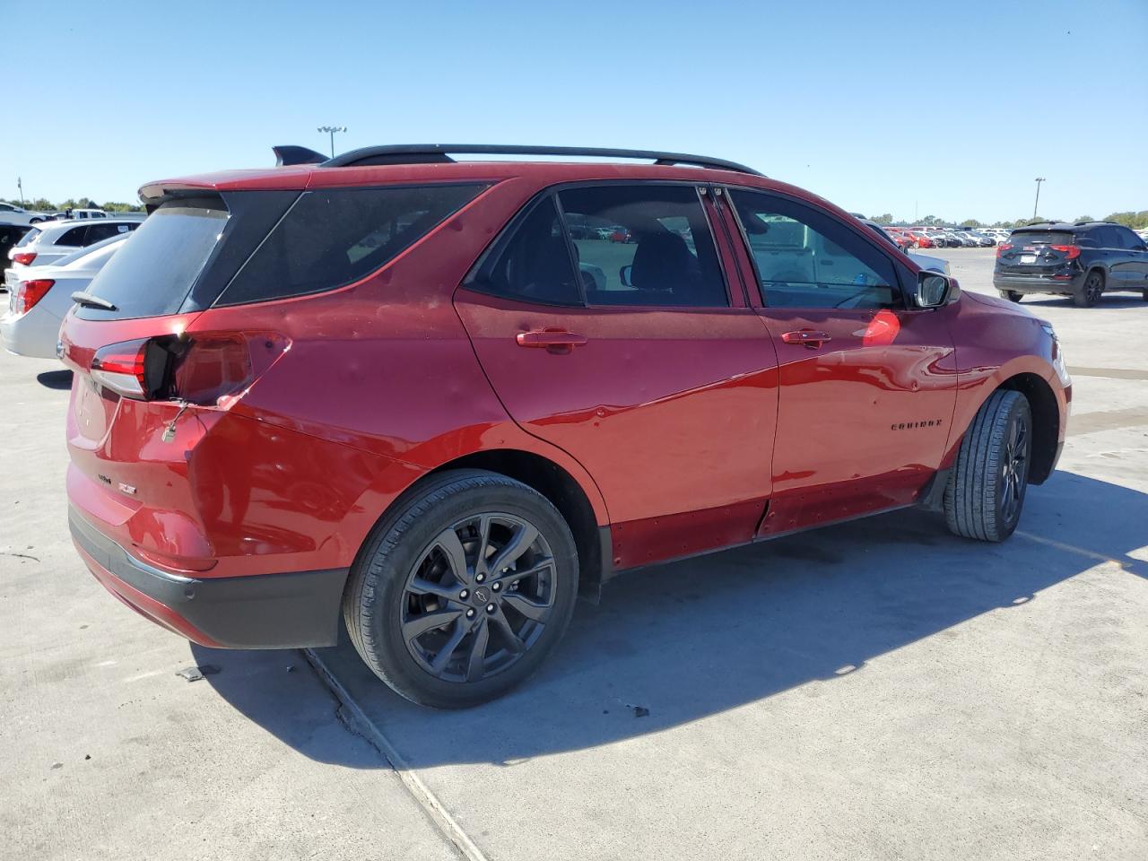 Obraz 3 z 2022 CHEVROLET EQUINOX RS 2022 z VIN 2GNAXWEV5N6144060