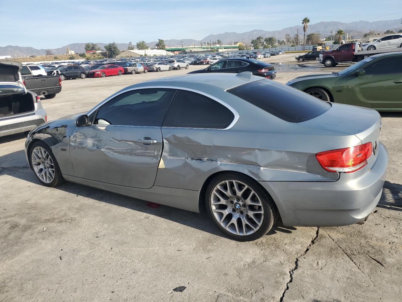 Image 2 of 2007 BMW 328 I 2007 with VIN WBAWB33537P131404