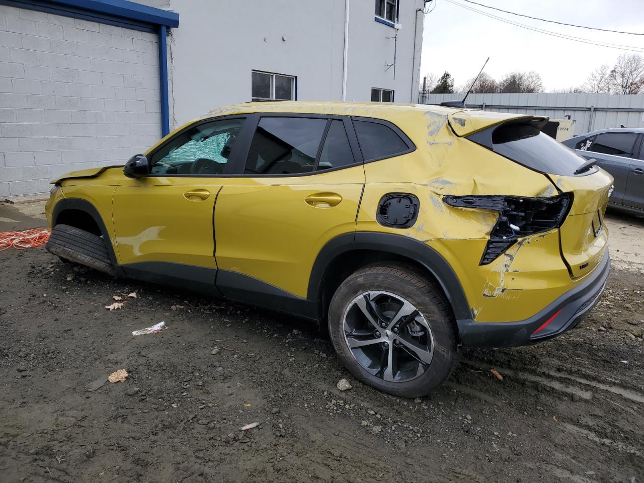 Изображение 2 2024 CHEVROLET TRAX 1RS 2024 с VIN KL77LGE25RC027048